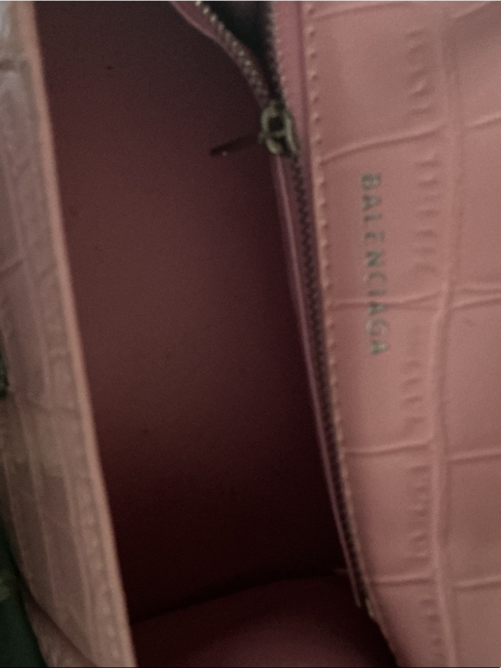 Pink Croc-Texture Top Handle Bag Made By Balenciaga - Picture 4 of 7